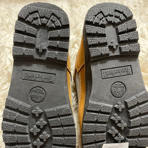 Children’s Timberland Boots Sz. 2 - Picture 4 of 11